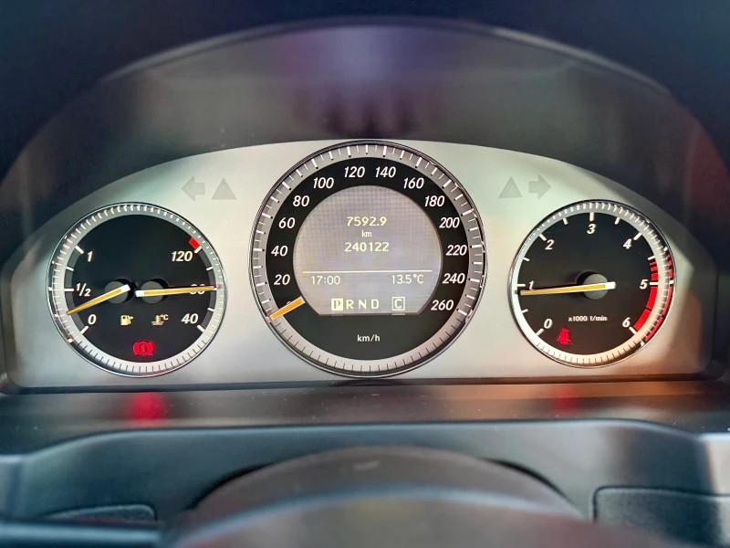 Mercedes-Benz C 200 Амг Внос БЕЛГИЯ , снимка 8 - Автомобили и джипове - 52425883
