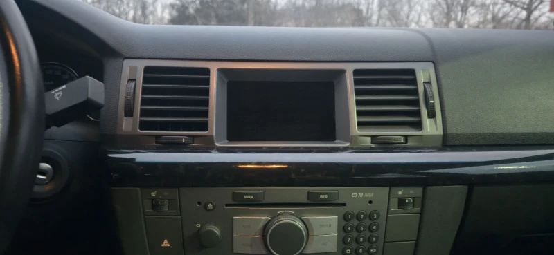 Opel Signum 2.2 CDTI, снимка 11 - Автомобили и джипове - 53115259