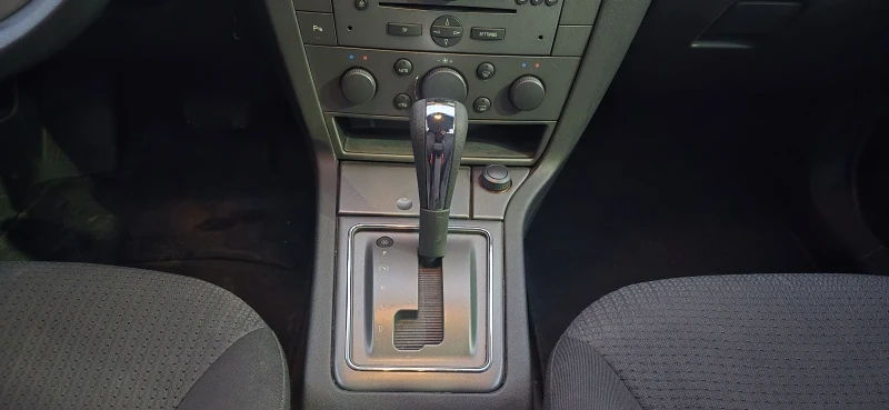 Opel Signum 2.2 CDTI, снимка 13 - Автомобили и джипове - 53115259