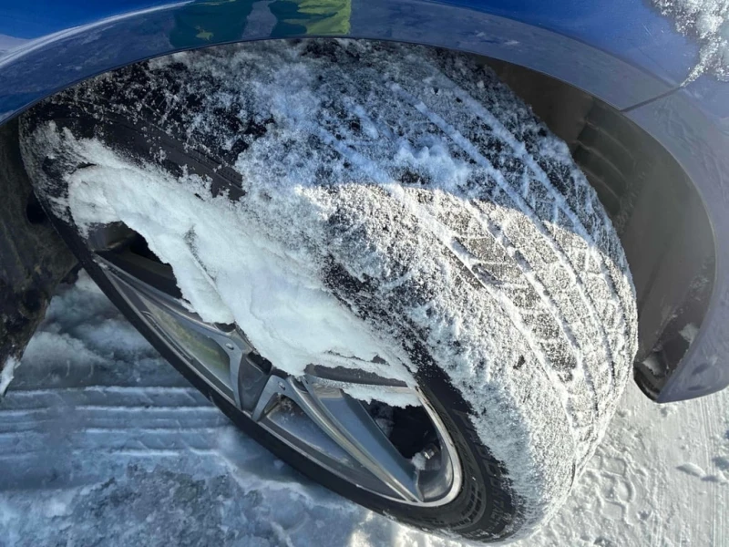 Mercedes-Benz C 300 * CARFAX * , снимка 7 - Автомобили и джипове - 53275128