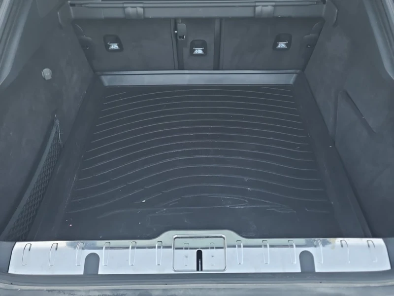 Porsche Panamera * 4 E Hybrid / CARFAX /360/ОБДУХВАНЕ/, снимка 14 - Автомобили и джипове - 53354571