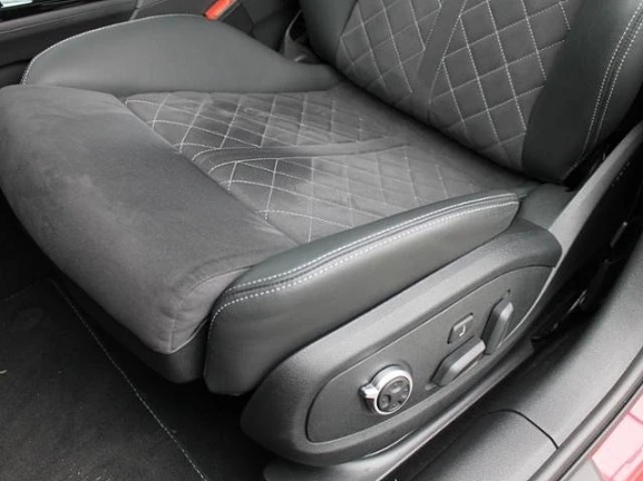 Audi A4 Avant 40 TDI Quattro = S-line = Гаранция - изображение 5