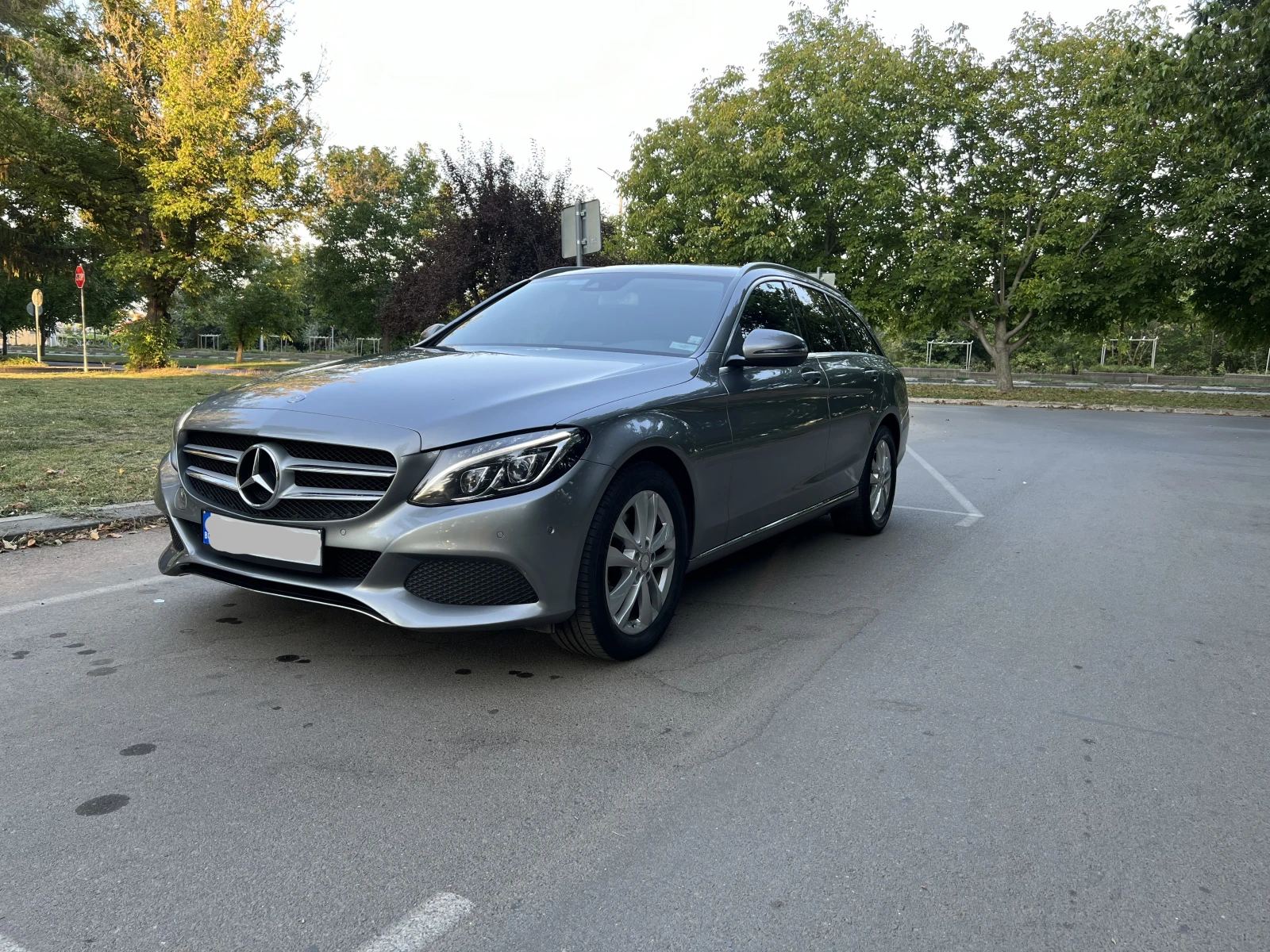 Mercedes-Benz C 220 автоматик  - изображение 2