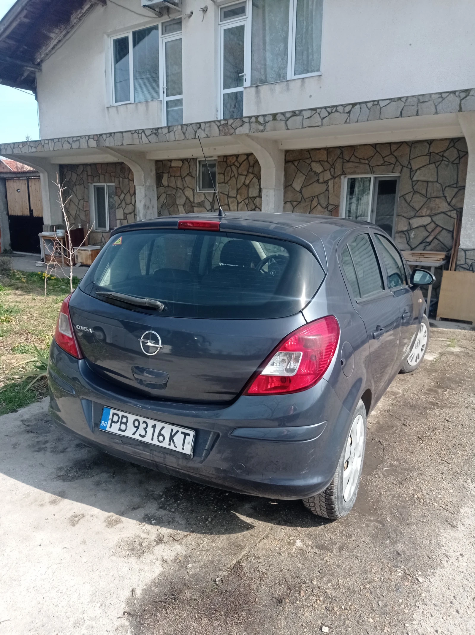 Opel Corsa  - изображение 2
