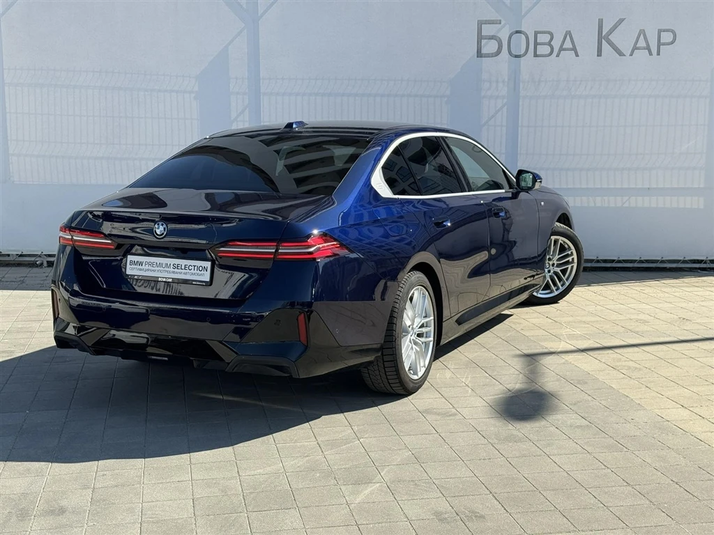 BMW 550 xDrive - изображение 2