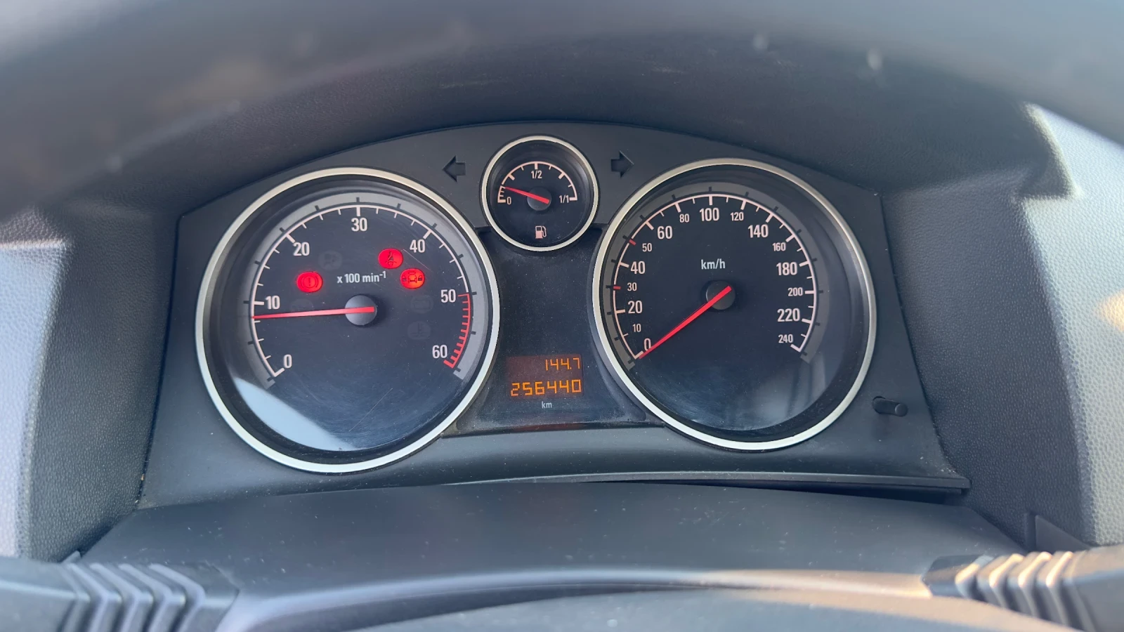 Opel Astra H - изображение 7