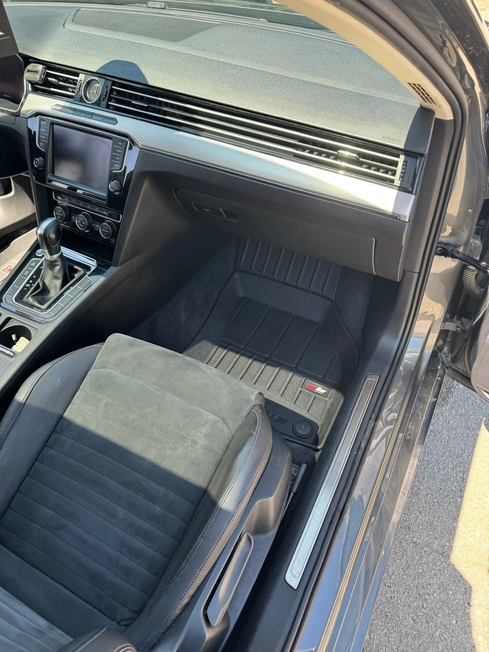 VW Passat 8 - изображение 5