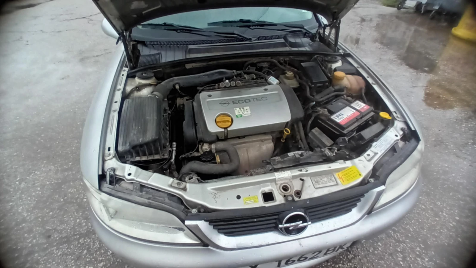 Opel Vectra 1.6i 16V - изображение 5