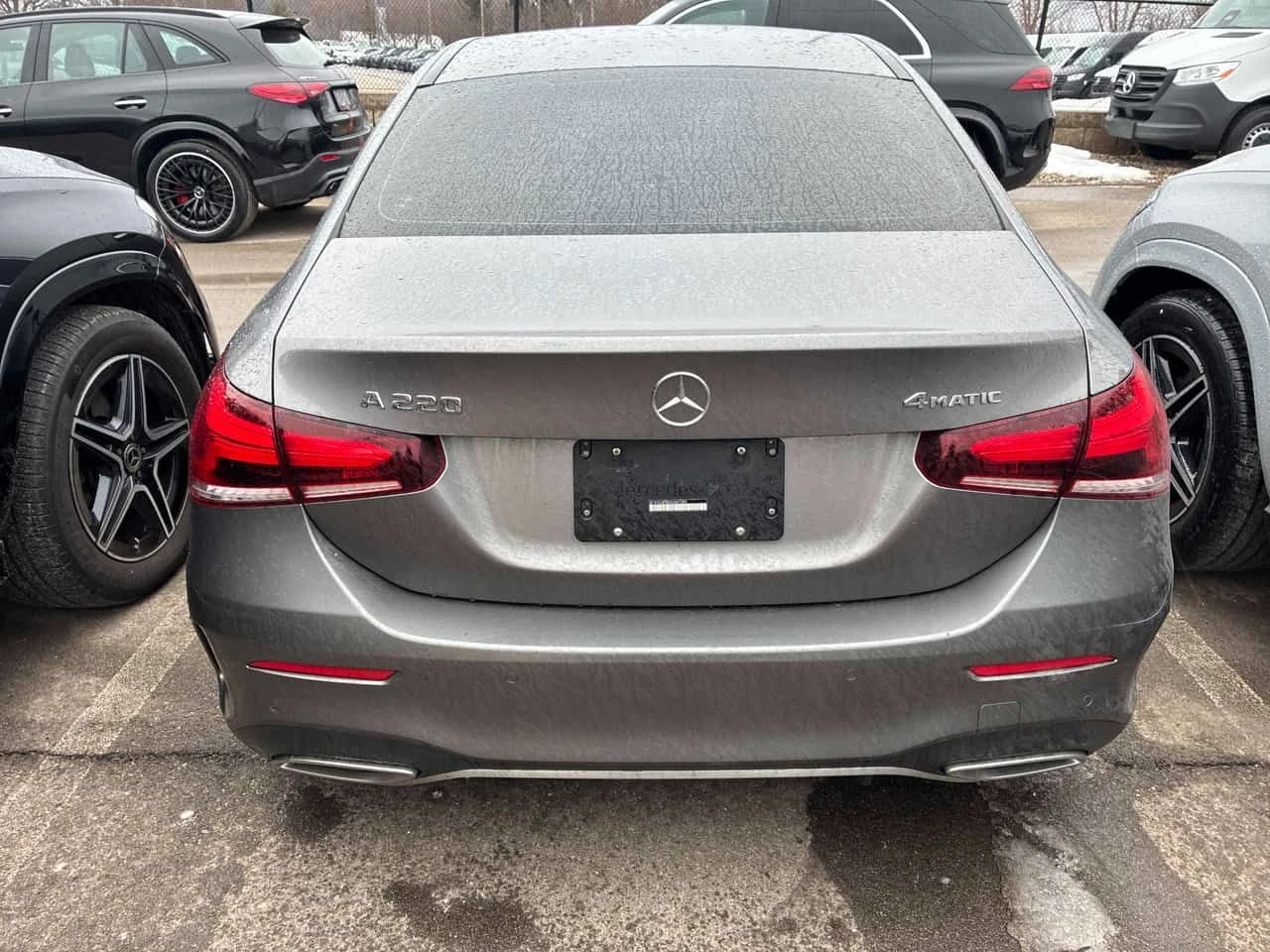 Mercedes-Benz A 220 * CARFAX * KEYLESS * PANO, снимка 5 - Автомобили и джипове - 53802141