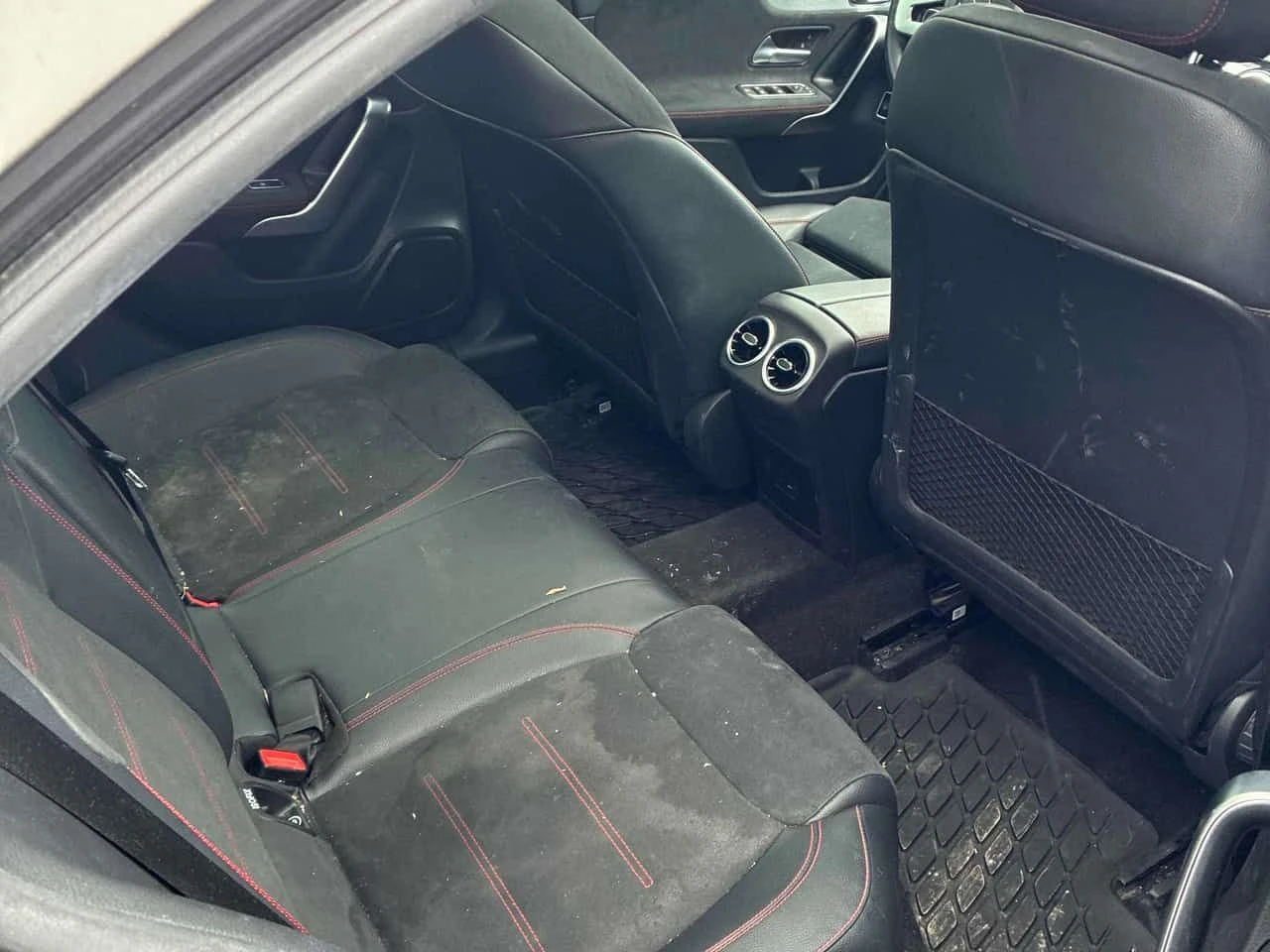 Mercedes-Benz A 220 * CARFAX * KEYLESS * PANO, снимка 14 - Автомобили и джипове - 53802141