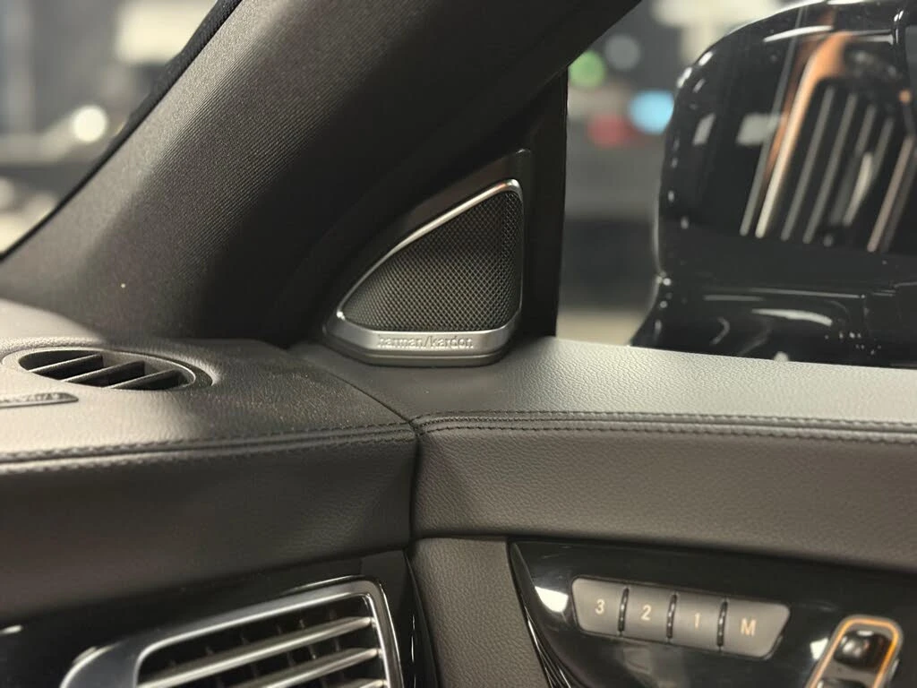 Mercedes-Benz CLS 55 AMG* ПАМЕТ* 4 ПОДГРЕВА* МЪРТВА ТОЧКА, снимка 7 - Автомобили и джипове - 53815914