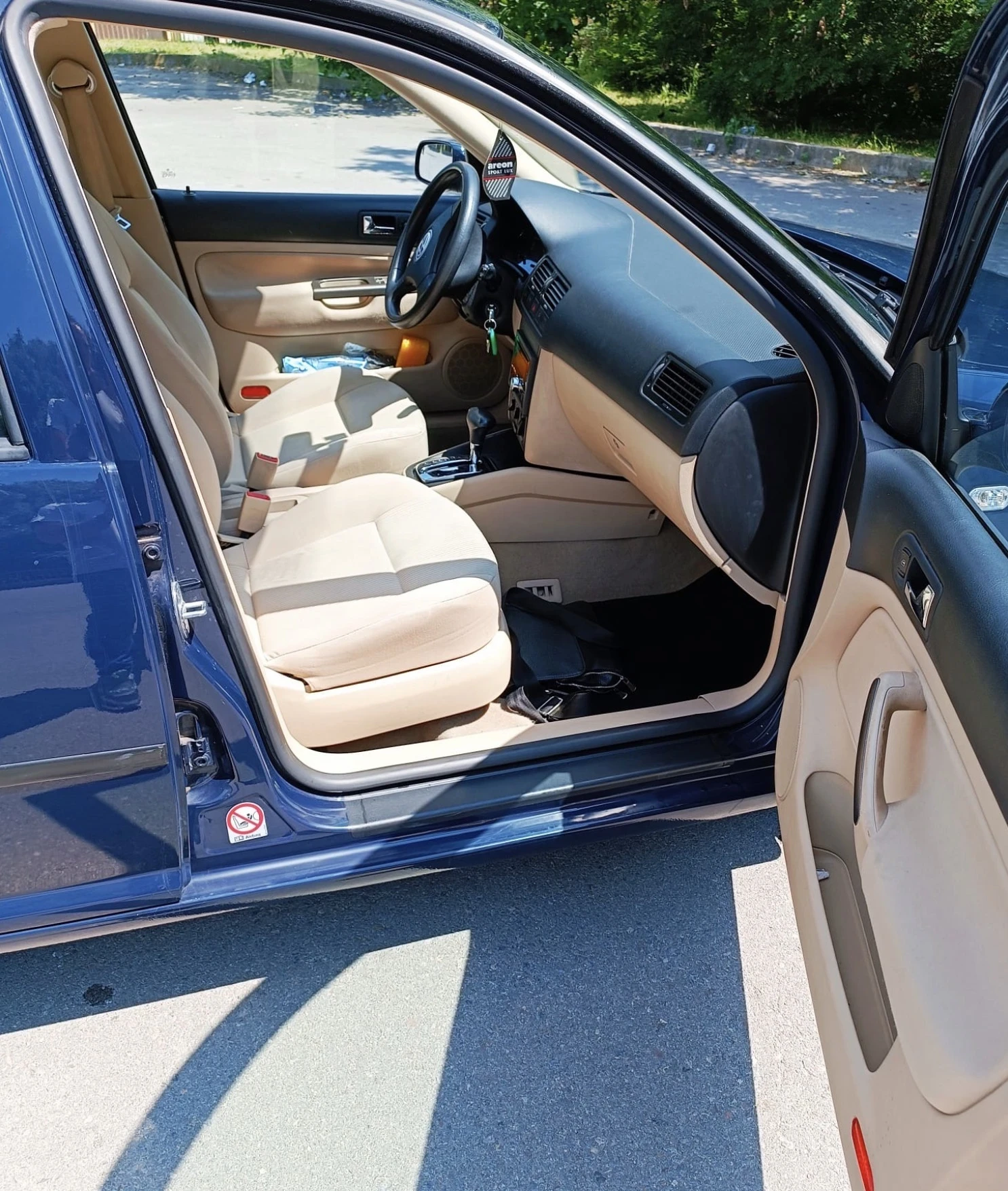 VW Bora, снимка 4 - Автомобили и джипове - 53993373