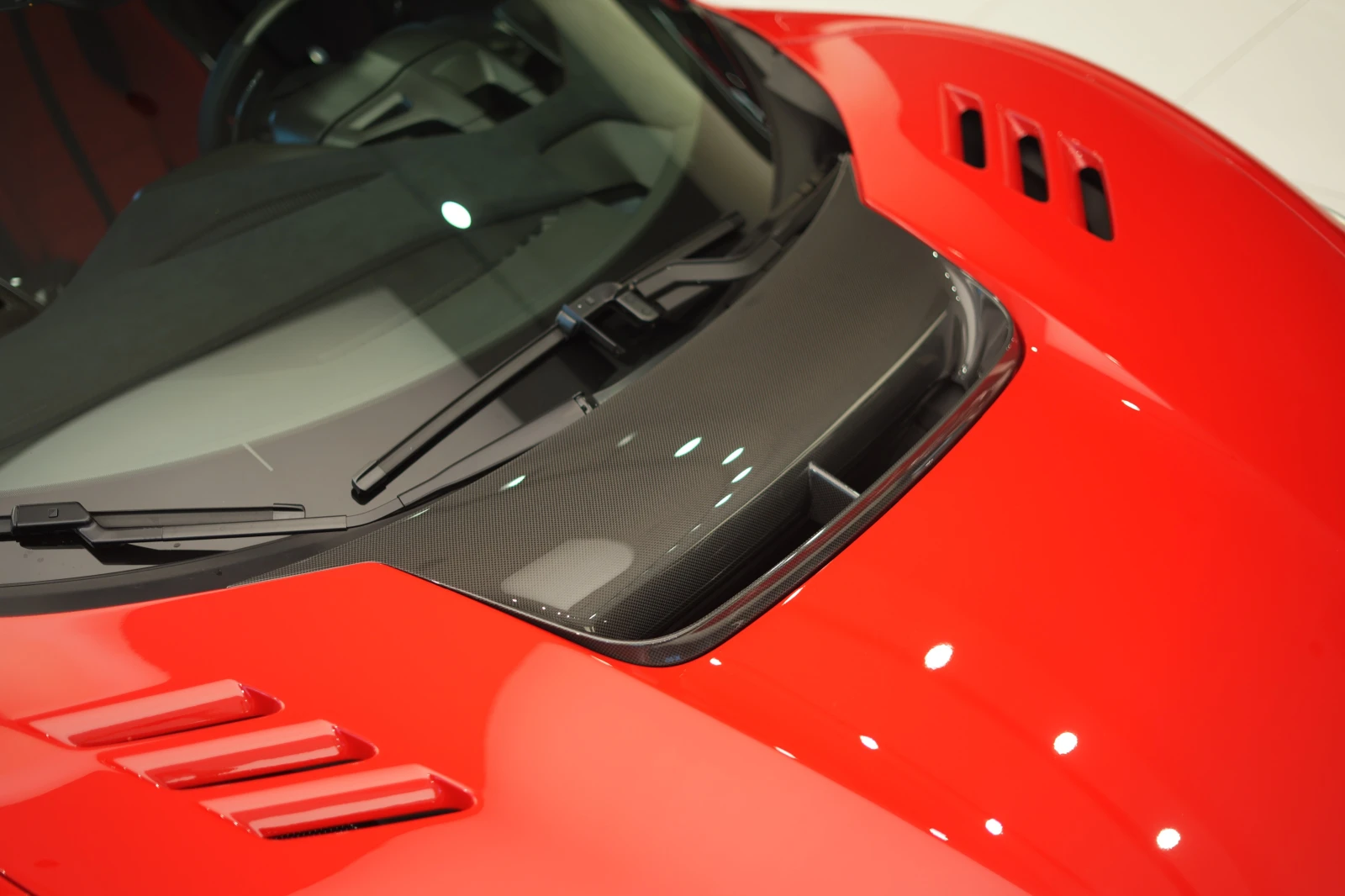 Ferrari 296GTB SPECIALE FULL CARBON/, снимка 13 - Автомобили и джипове - 54130609