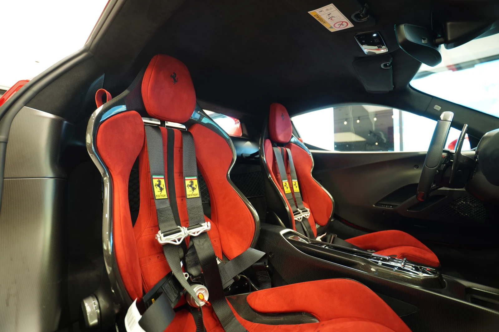 Ferrari 296GTB SPECIALE FULL CARBON/, снимка 14 - Автомобили и джипове - 54130609