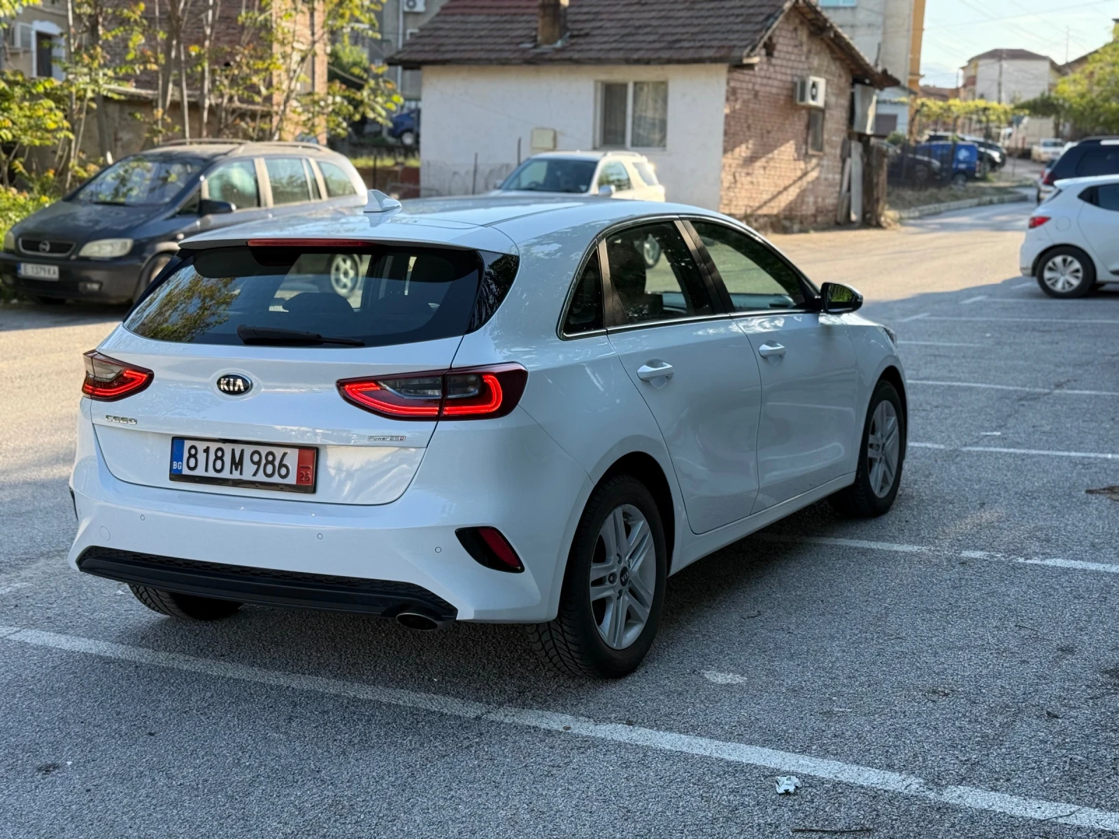 Kia Ceed 1.4T 7DCT, снимка 6 - Автомобили и джипове - 54313791