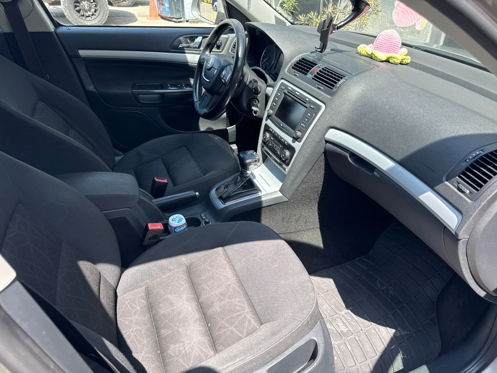 Skoda Octavia 1.6 TDI 105к.с., снимка 10 - Автомобили и джипове - 54467003