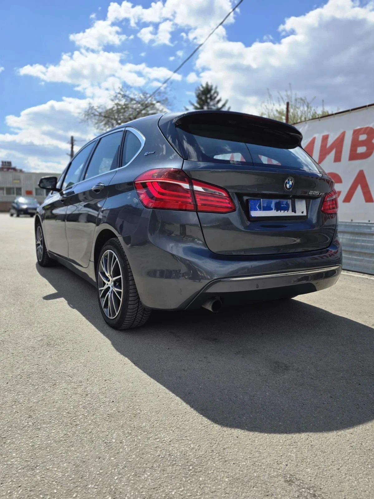 BMW 225 Plug in, снимка 10 - Автомобили и джипове - 54479844