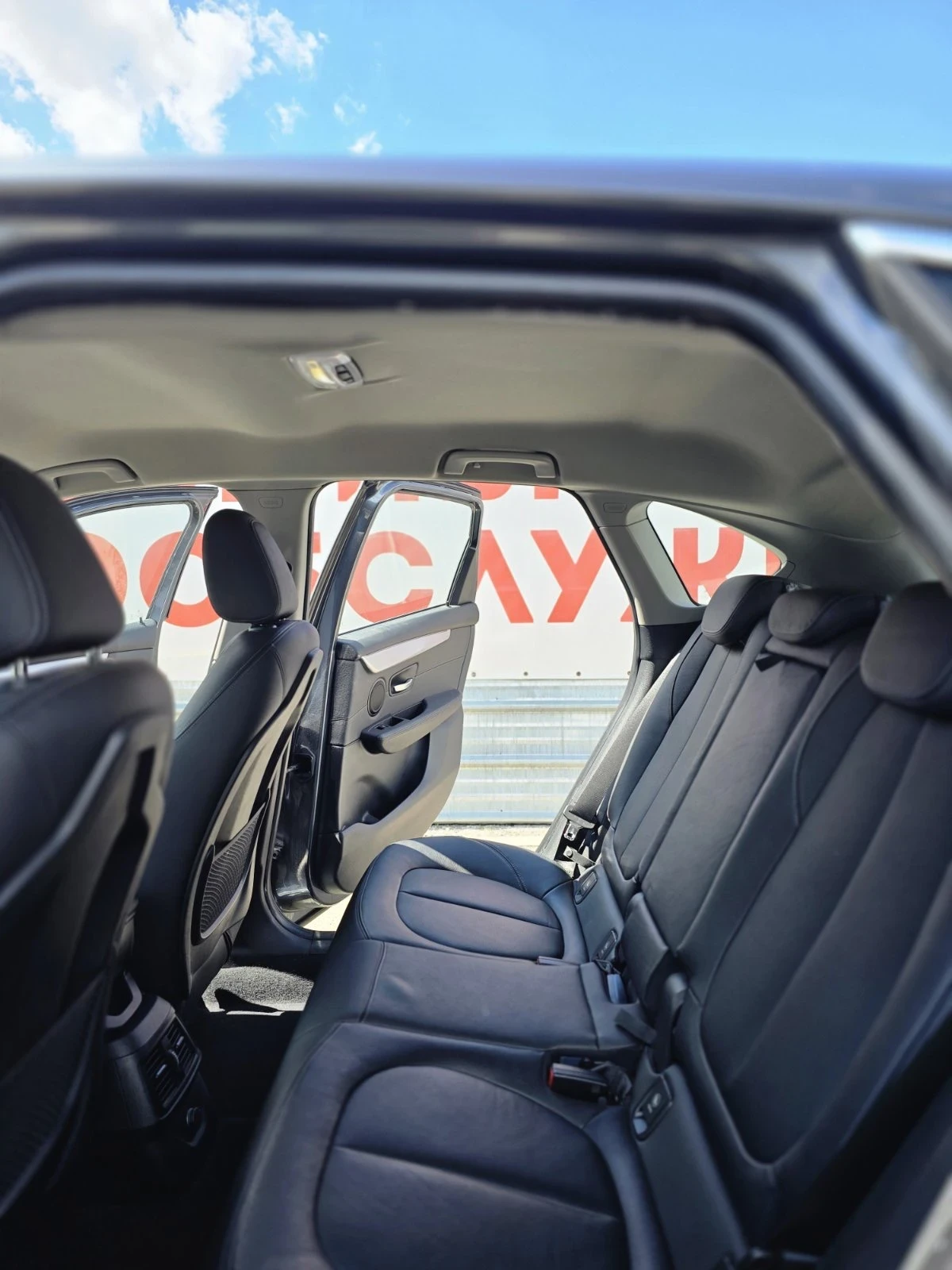 BMW 225 Plug in, снимка 13 - Автомобили и джипове - 54479844