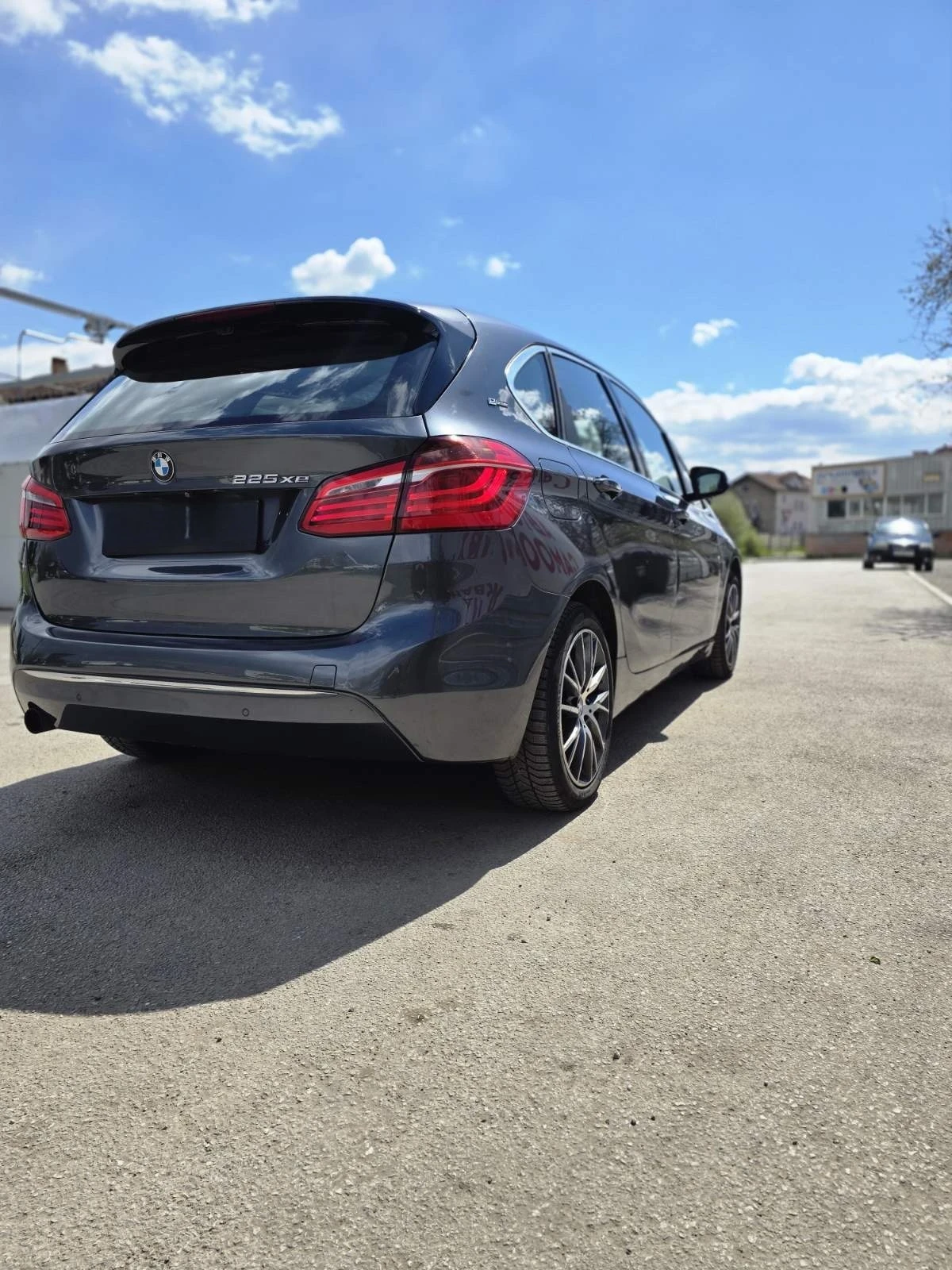 BMW 225 Plug in, снимка 9 - Автомобили и джипове - 54479844