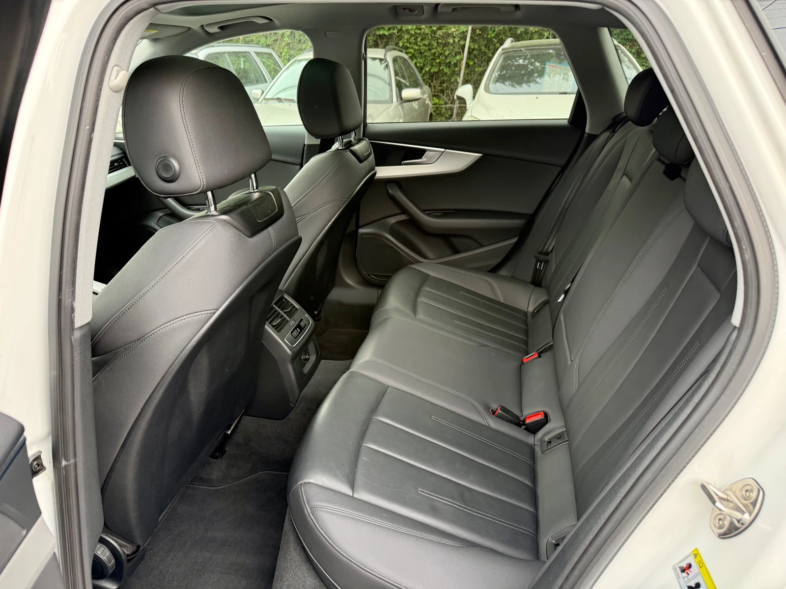 Audi A4 Allroad 40 TDI, снимка 16 - Автомобили и джипове - 54606094
