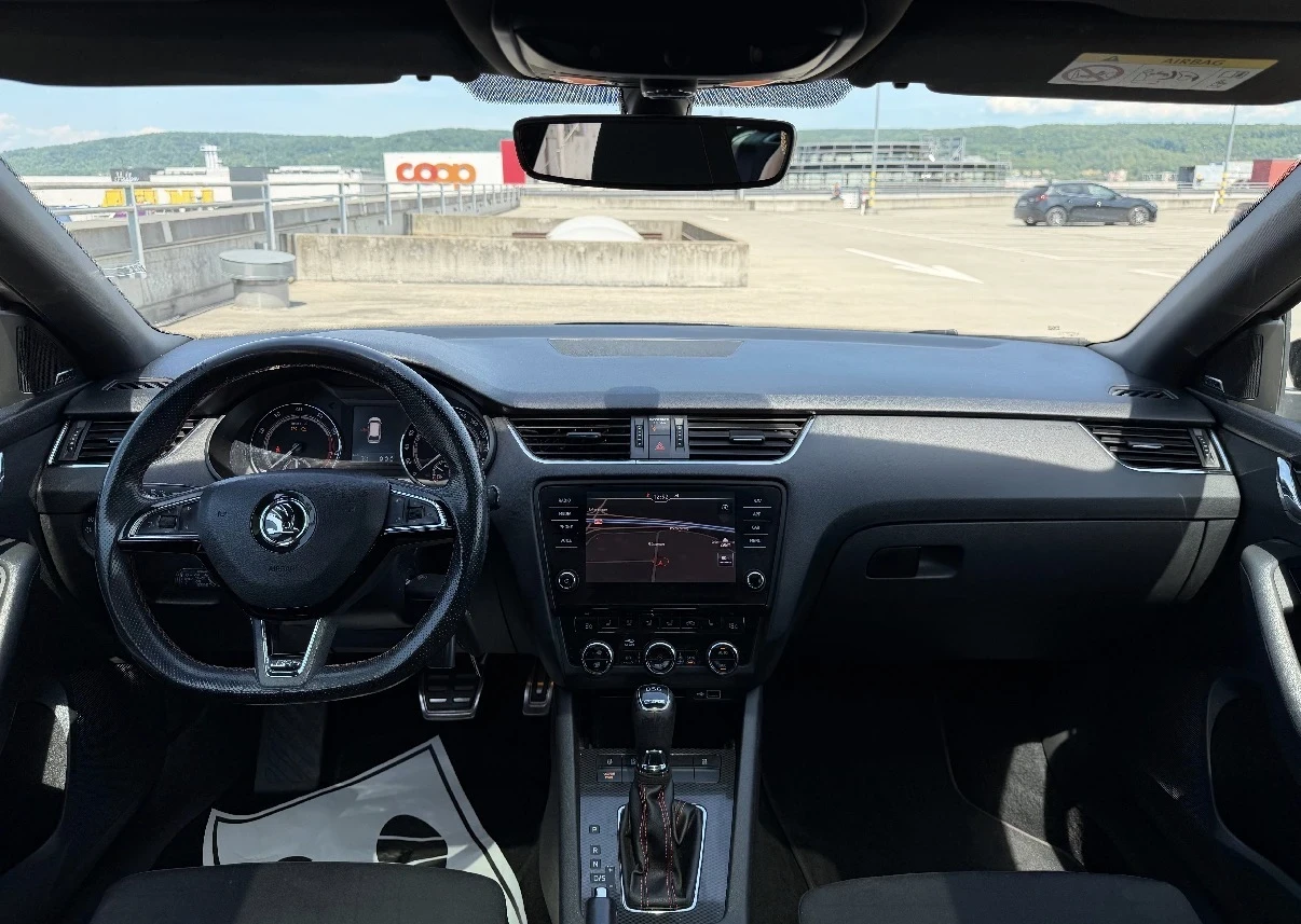 Skoda Octavia 2.0 TSI VRS CHALLENGE Внос Швейцария, снимка 6 - Автомобили и джипове - 54693312