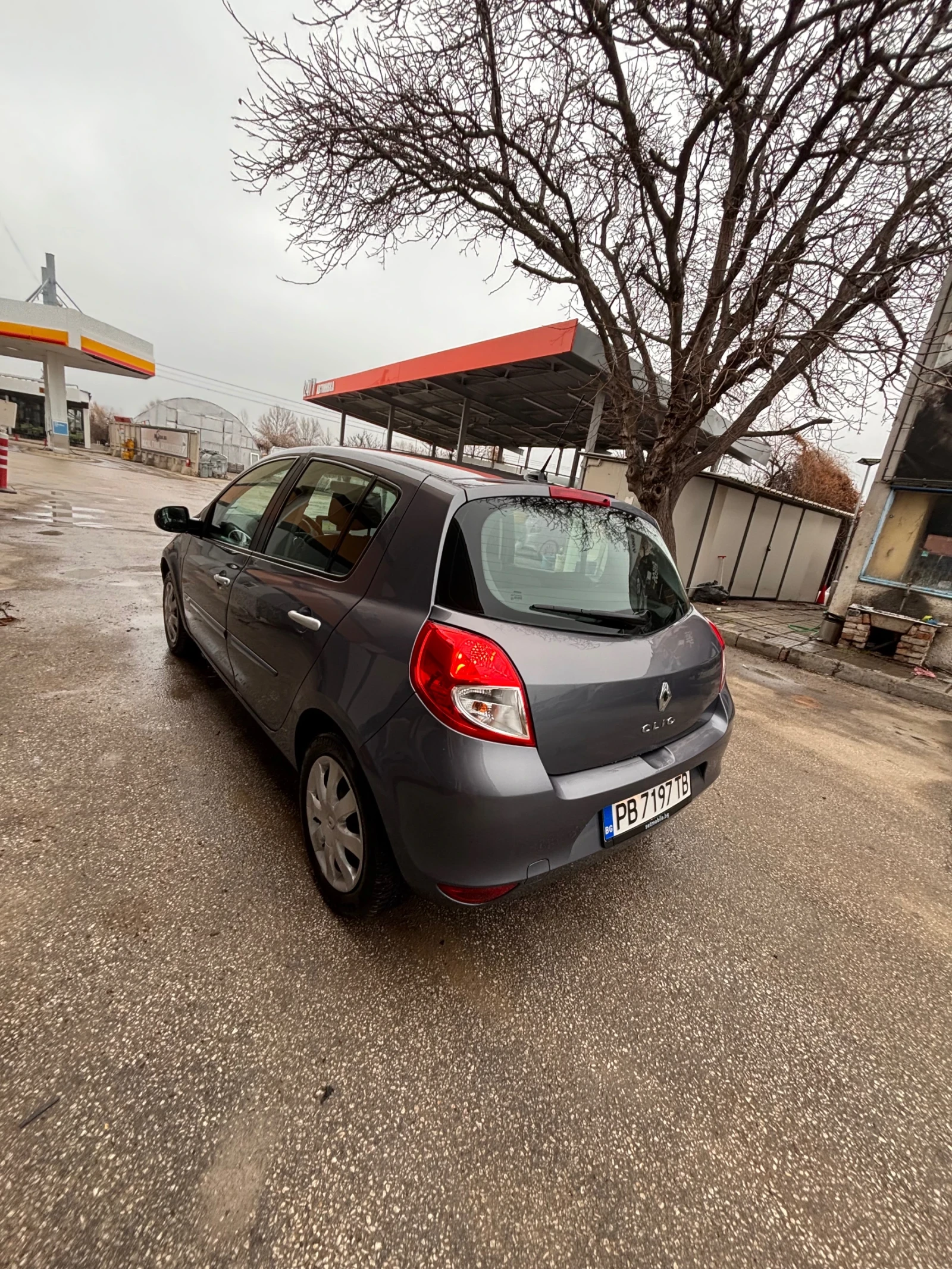 Renault Clio, снимка 3 - Автомобили и джипове - 54783198