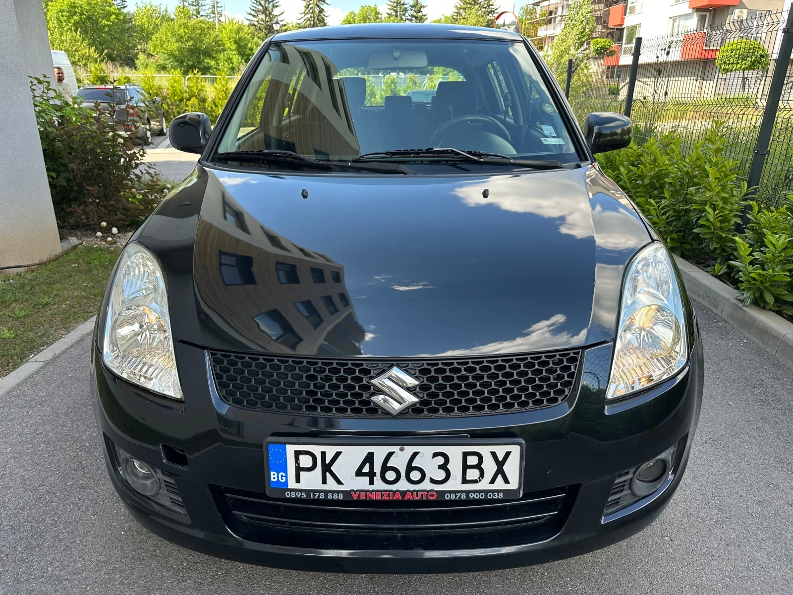 Suzuki Swift 1.3I 4X4 LPG * Регистриран* Обслужен* , снимка 2 - Автомобили и джипове - 54810821