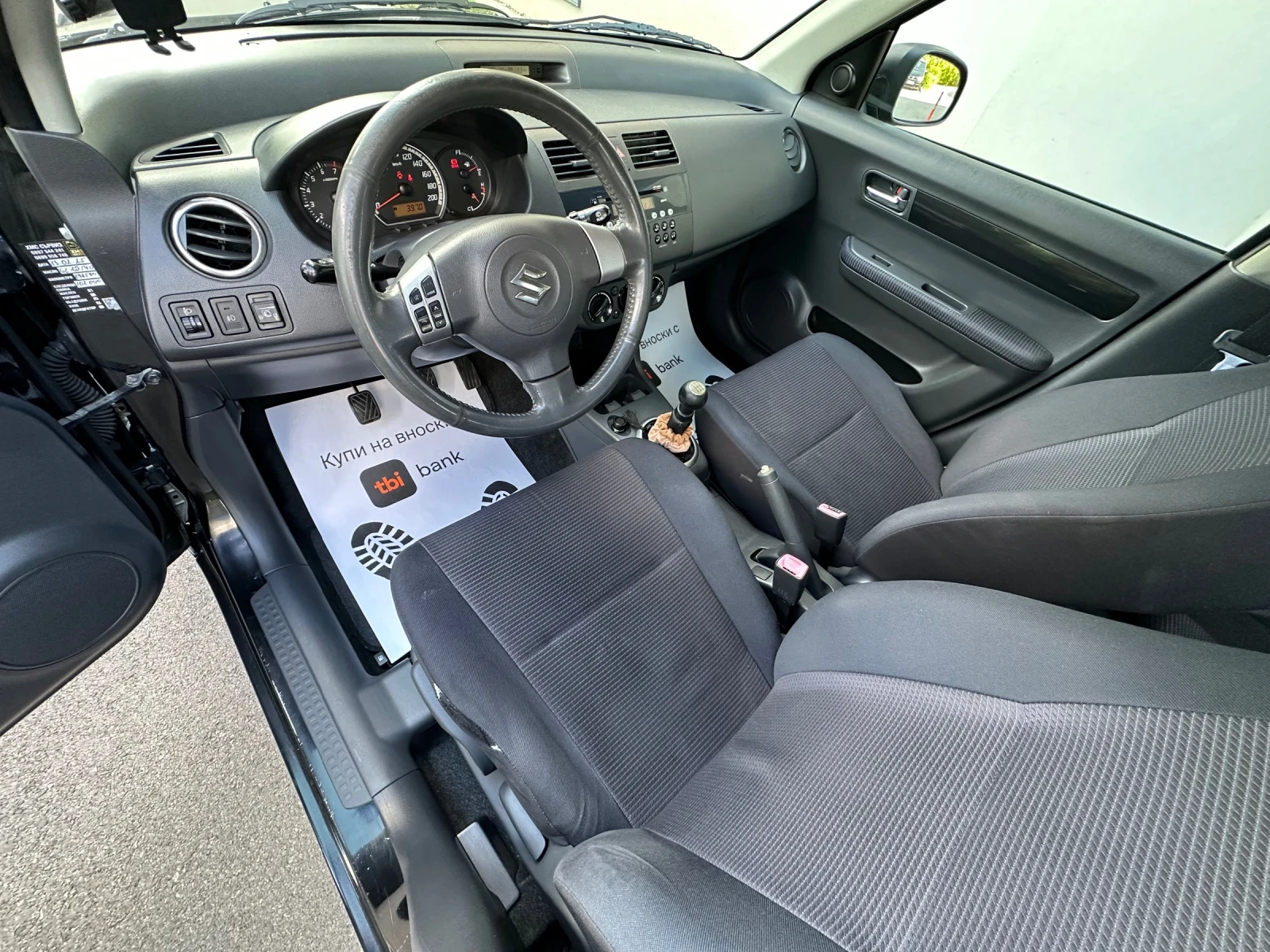 Suzuki Swift 1.3I 4X4 LPG * Регистриран* Обслужен* , снимка 7 - Автомобили и джипове - 54810821