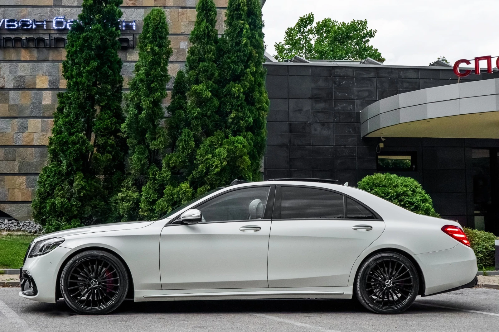Mercedes-Benz S 350 d* 4MATIC* LONG* BUSINESS CLASS* 3XTV* PANORAMA, снимка 2 - Автомобили и джипове - 55318897