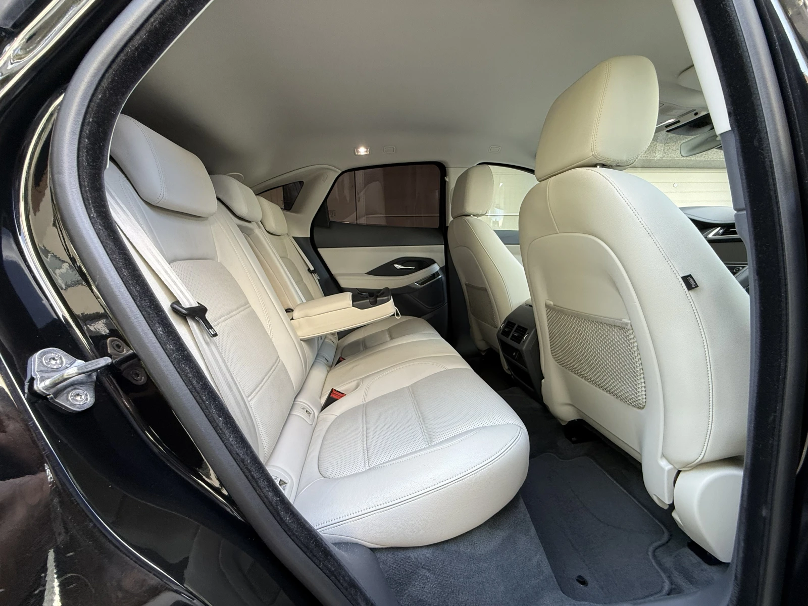 Jaguar E-pace S-2.0D-4x4-AVTOMAT-ШВЕЙЦАРИЯ!!!, снимка 16 - Автомобили и джипове - 55644694
