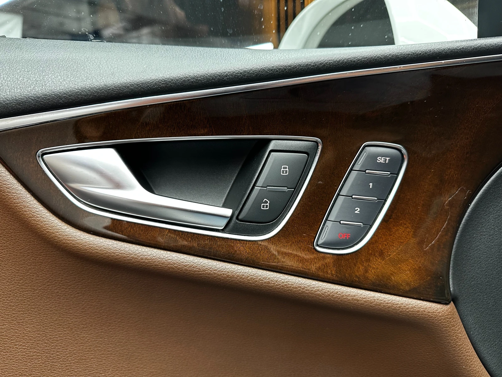 Audi A7 3.0d 245 к.с./от Корея, снимка 12 - Автомобили и джипове - 55738528