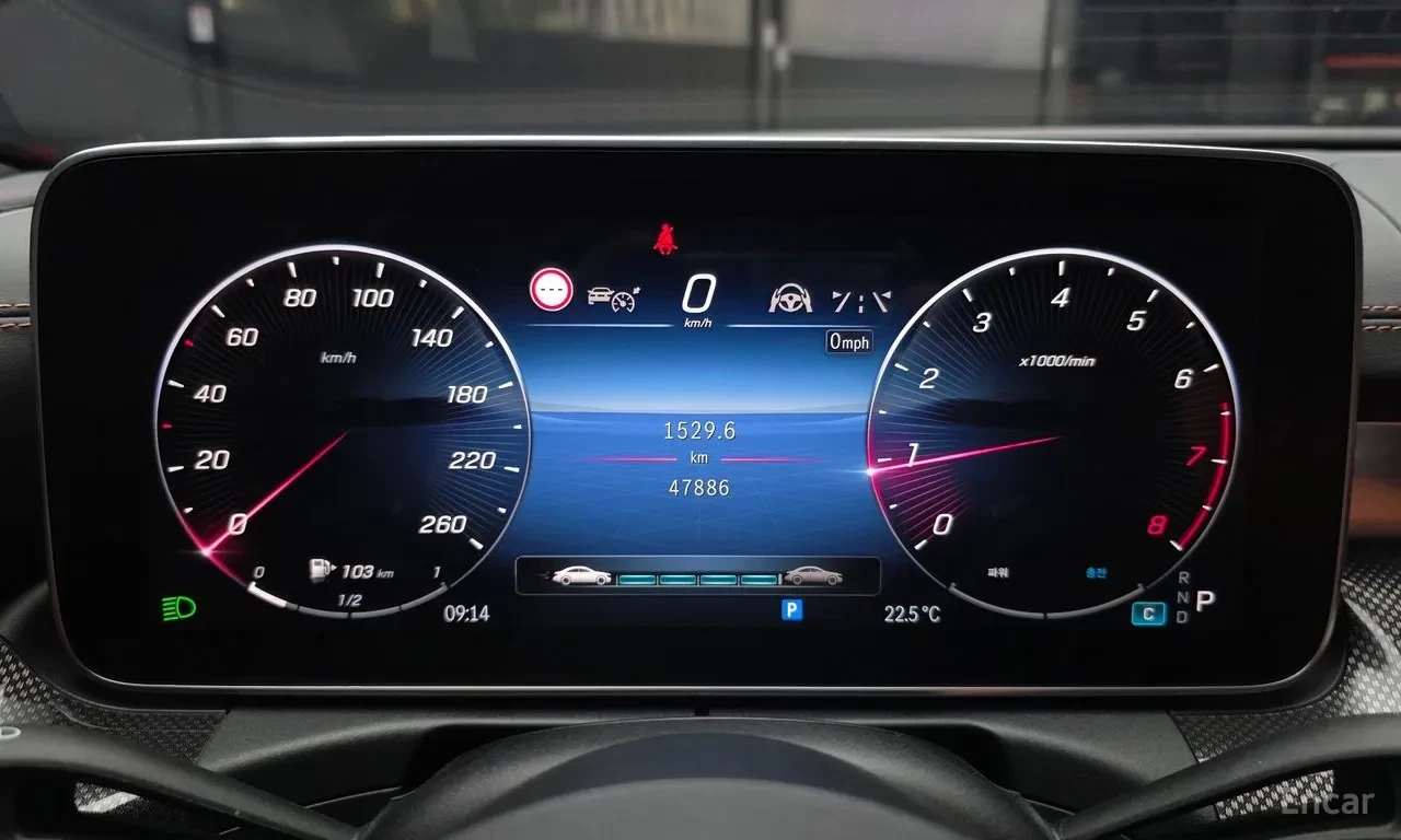 Mercedes-Benz C 300 4MATIC* AMG Line* 360* Brum* Pano* HUD* Подгрев* , снимка 2 - Автомобили и джипове - 55753450