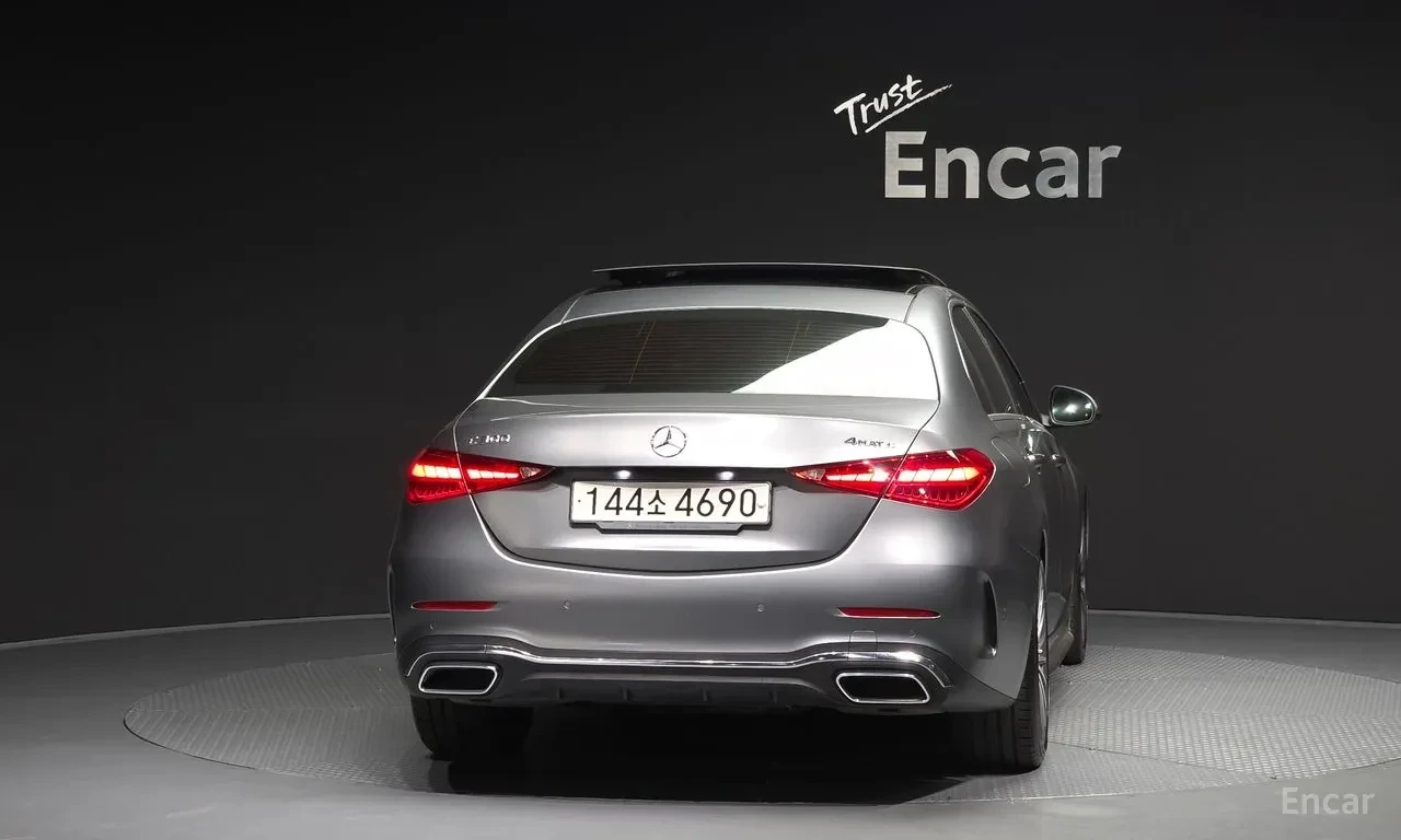 Mercedes-Benz C 300 4MATIC* AMG Line* 360* Brum* Pano* HUD* Подгрев* , снимка 4 - Автомобили и джипове - 55753450