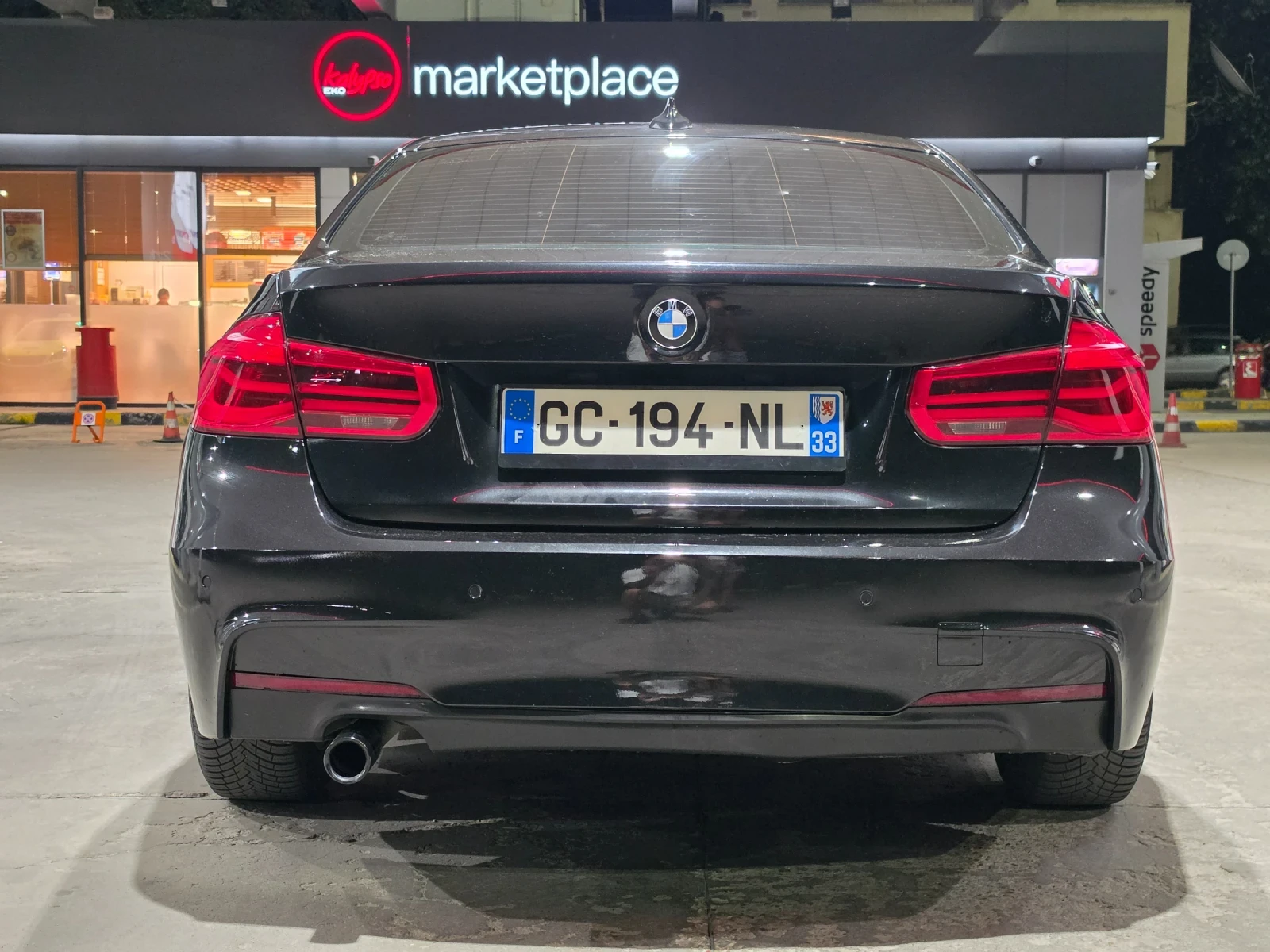 BMW 318 2.0d Mperformance Led, снимка 4 - Автомобили и джипове - 55802532