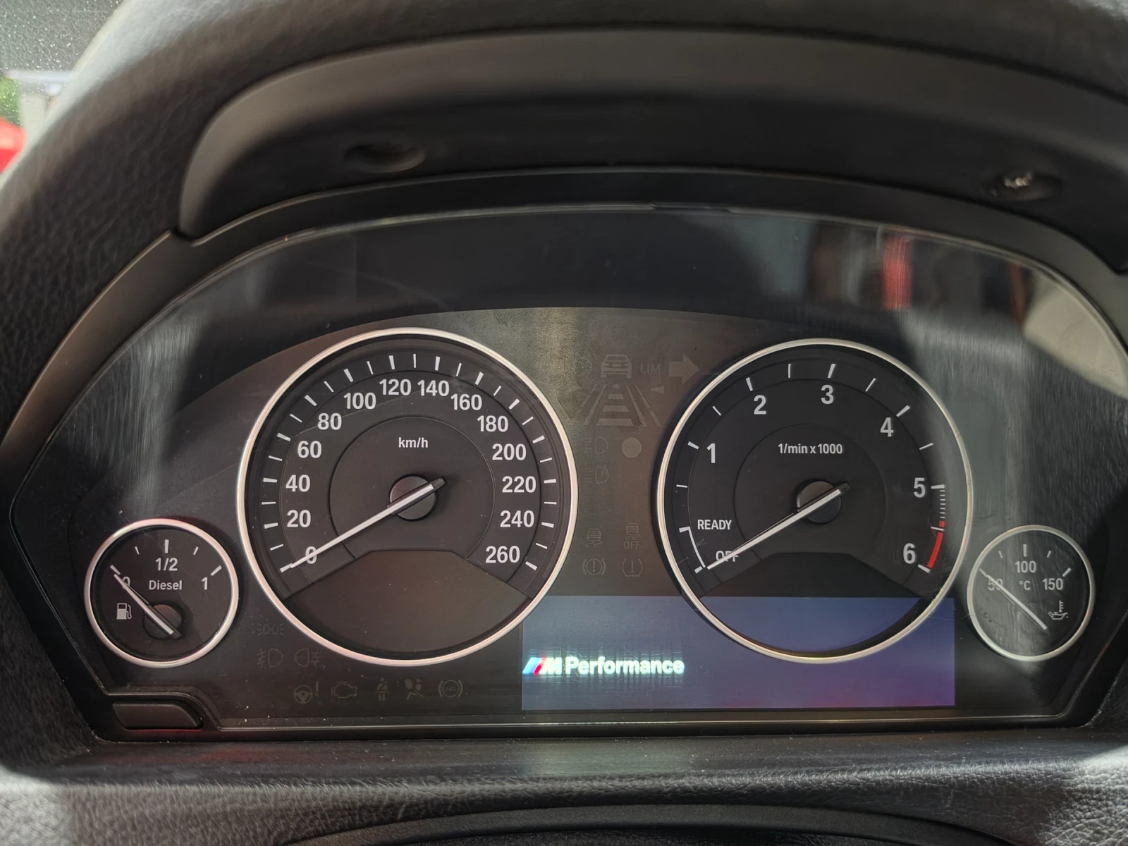 BMW 318 2.0d Mperformance Led, снимка 12 - Автомобили и джипове - 55802532