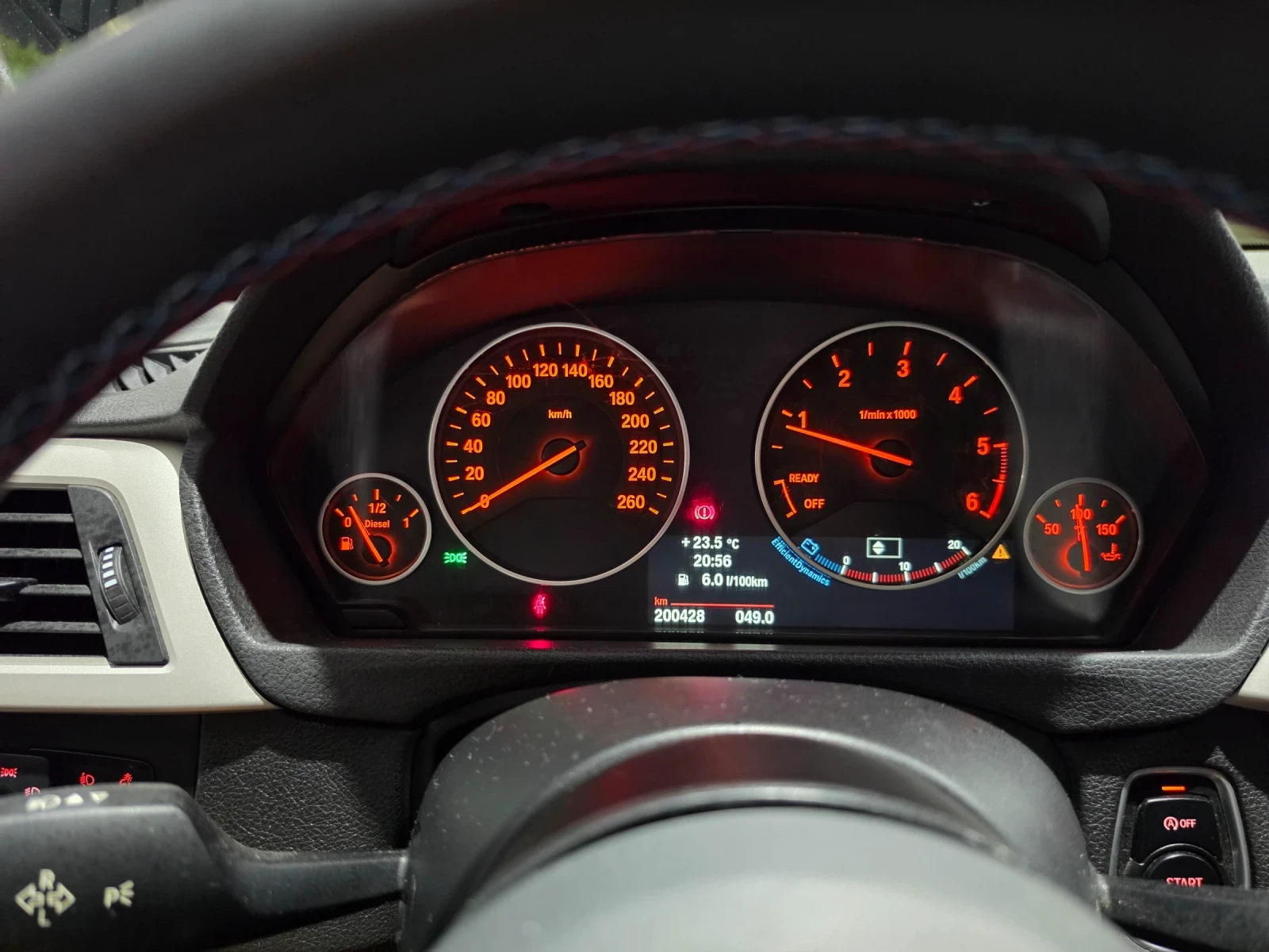 BMW 318 2.0d Mperformance Led, снимка 13 - Автомобили и джипове - 55802532