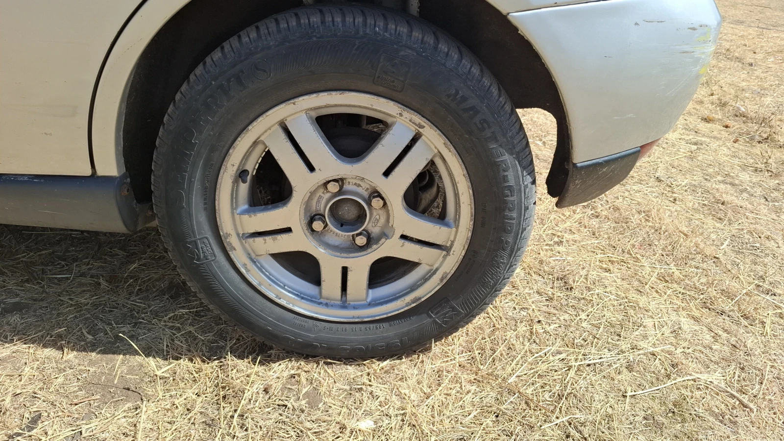 Ford Focus Мк1, снимка 8 - Автомобили и джипове - 56060755