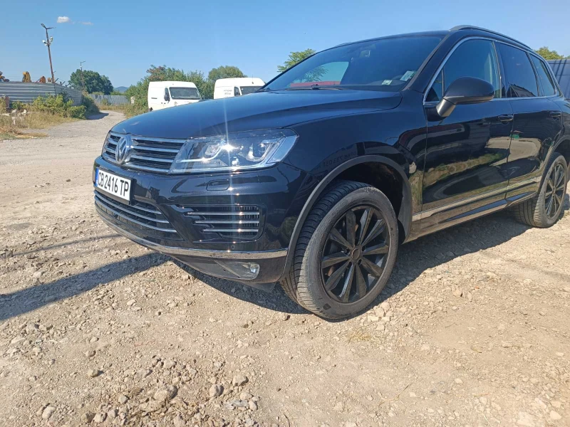 VW Touareg R-LINE, снимка 3 - Автомобили и джипове - 47548919