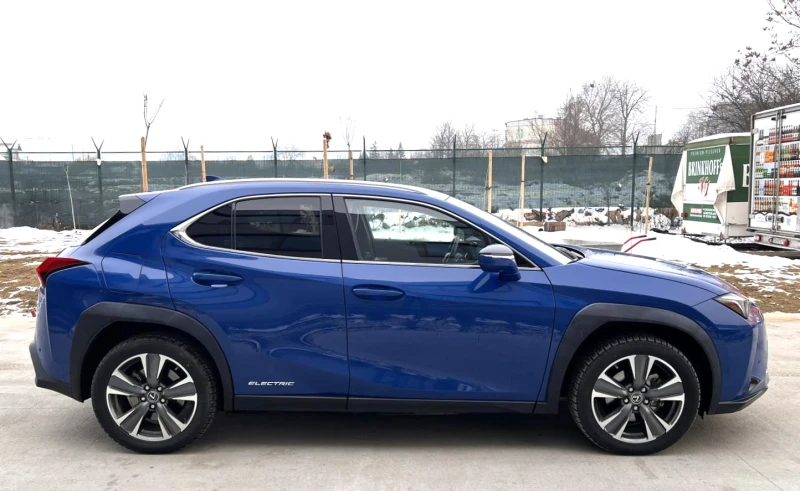 Lexus UX 300e, снимка 4 - Автомобили и джипове - 48764322