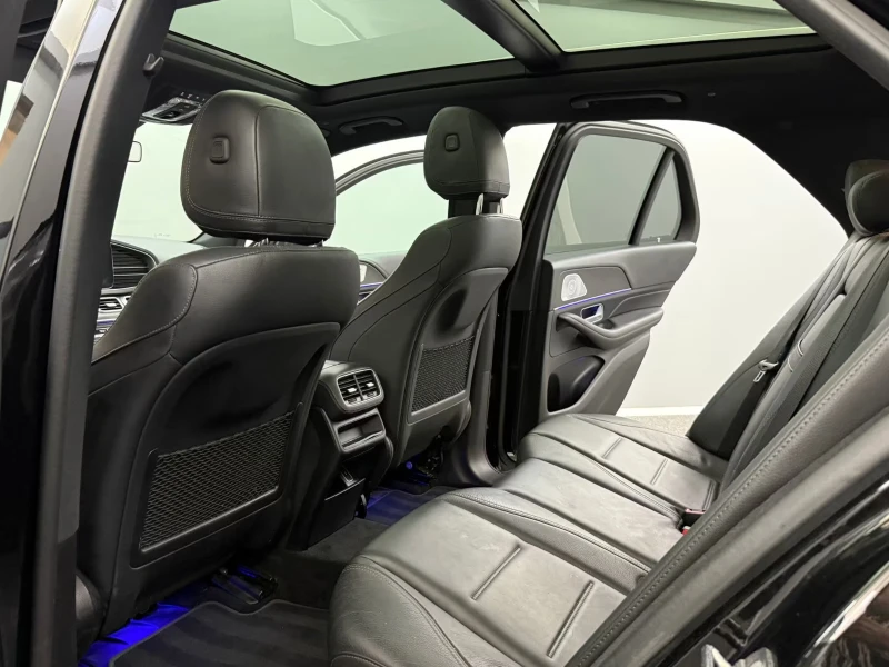 Mercedes-Benz GLE 400 4MATIC/330HP/AMG/PANO/HUD/AIRM./BURM/AHK/CAM/231g, снимка 16 - Автомобили и джипове - 51525482