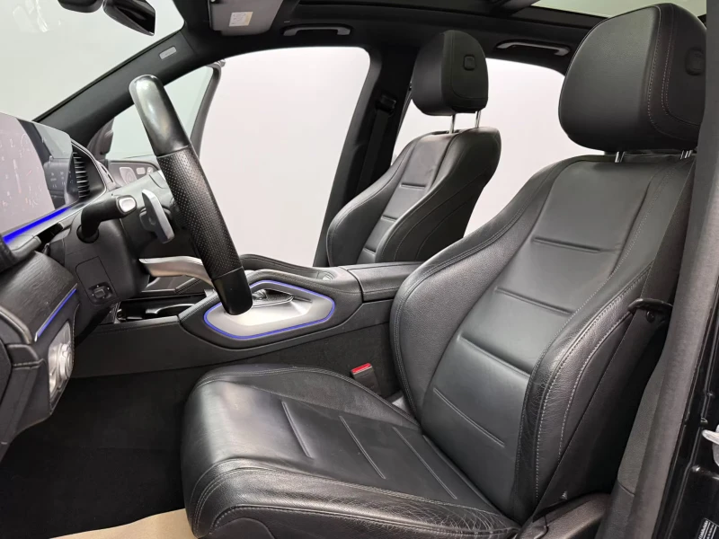 Mercedes-Benz GLE 400 4MATIC/330HP/AMG/PANO/HUD/AIRM./BURM/AHK/CAM/231g, снимка 9 - Автомобили и джипове - 51525482