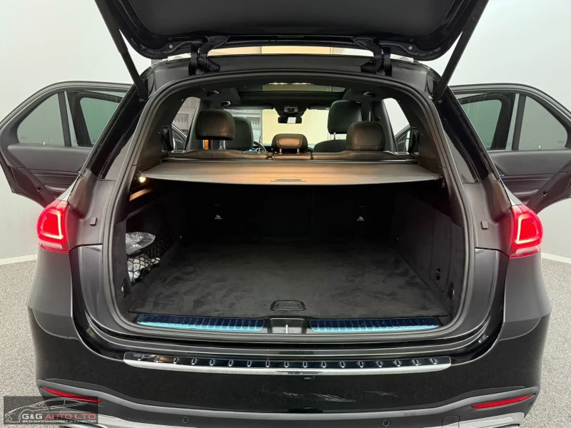 Mercedes-Benz GLE 400 4MATIC/330HP/AMG/PANO/HUD/AIRM./BURM/AHK/CAM/231g, снимка 8 - Автомобили и джипове - 51525482