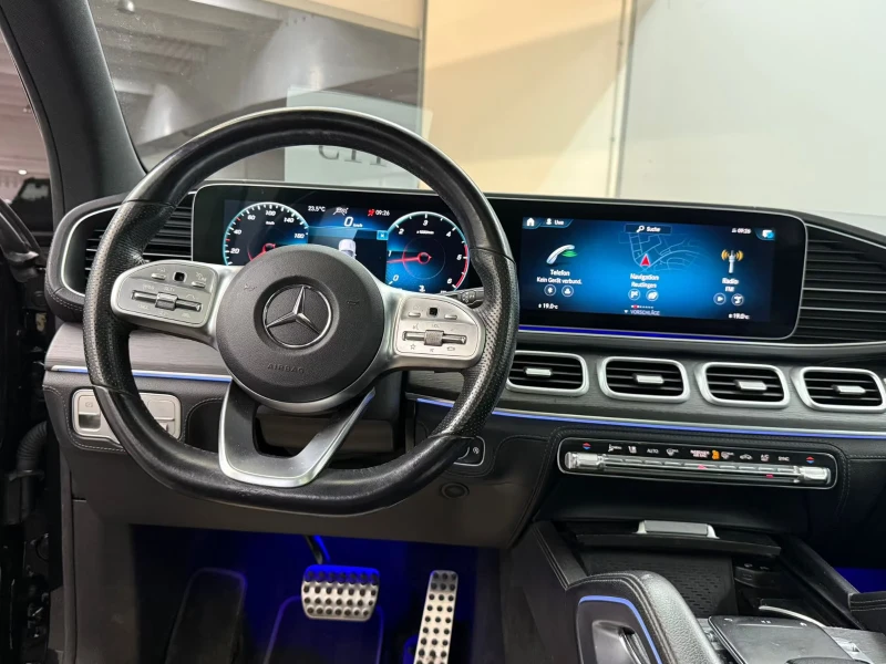 Mercedes-Benz GLE 400 4MATIC/330HP/AMG/PANO/HUD/AIRM./BURM/AHK/CAM/231g, снимка 10 - Автомобили и джипове - 51525482