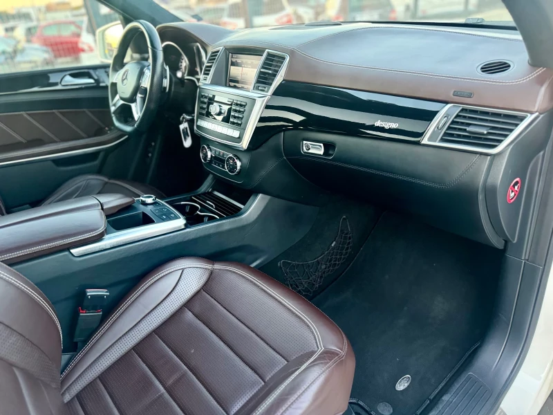 Mercedes-Benz GL 63 AMG designo, снимка 13 - Автомобили и джипове - 51530373