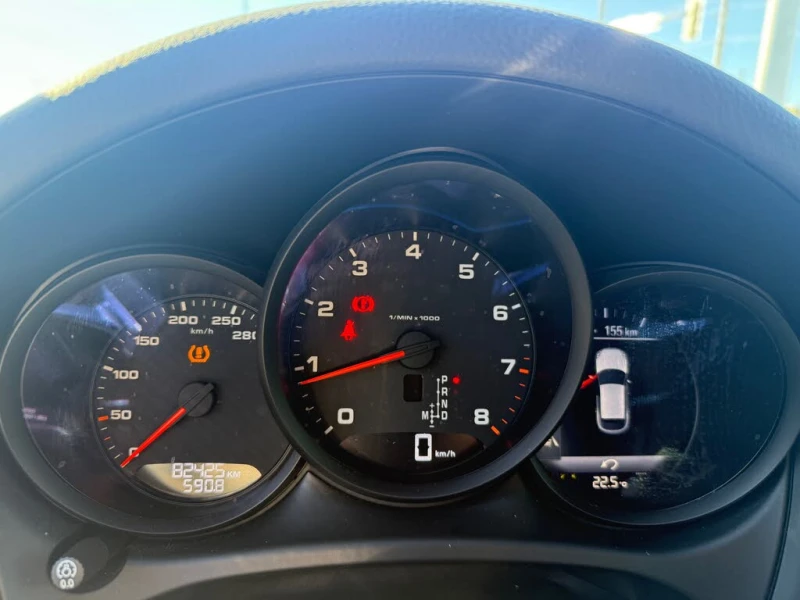 Porsche Macan BOSE* 360 CAM* ПАНОРАМА* ПОДГРЕВ* ОБДУХ* KEYLESS, снимка 8 - Автомобили и джипове - 53444597