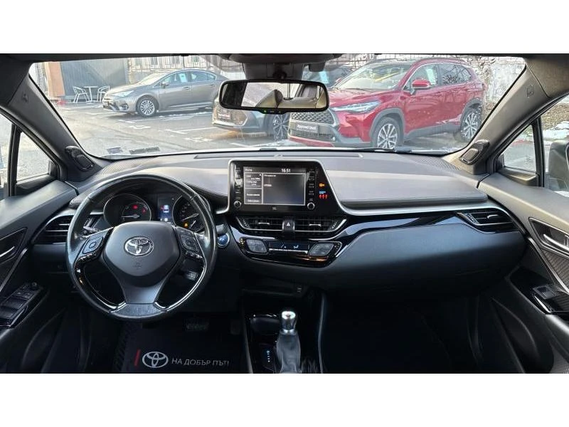 Toyota C-HR 1.8 HYB 2WD CVT CLASSY, снимка 8 - Автомобили и джипове - 53354946