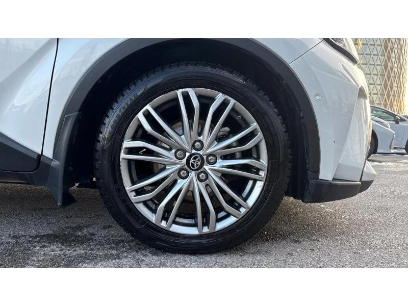 Toyota C-HR 1.8 HYB 2WD CVT CLASSY, снимка 16 - Автомобили и джипове - 53354946