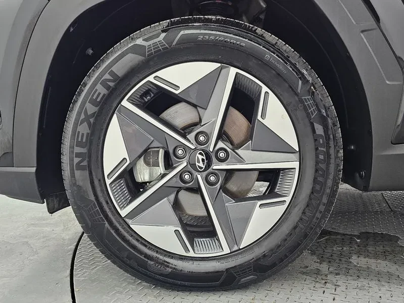 Hyundai Tucson Gasoline 1.6 Turbo 2Wd Premium, снимка 5 - Автомобили и джипове - 56220990