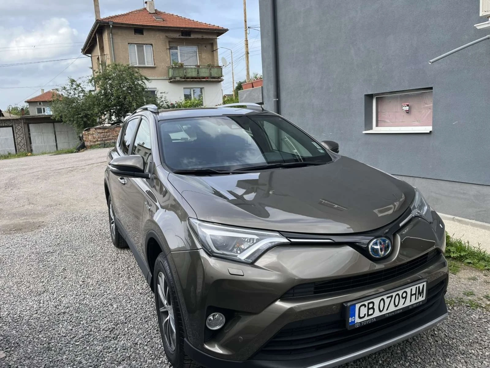 Toyota Rav4 Първи Собственик 2.5 Хибрид - изображение 4