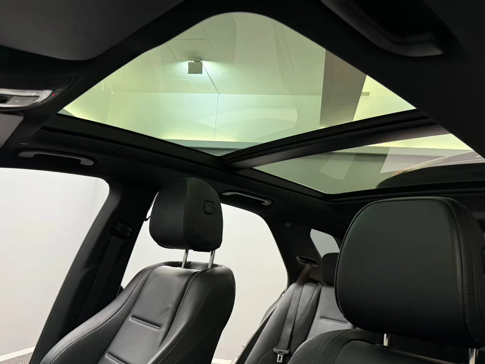 Mercedes-Benz GLE 400 4MATIC/330HP/AMG/PANO/HUD/AIRM./BURM/AHK/CAM/231g | Mobile.bg   14